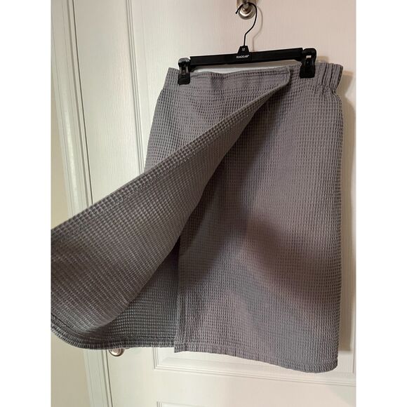 Gray Waffle Texture Wrap Towel with Velcro/Elastic Size S/M - Picture 4 of 5